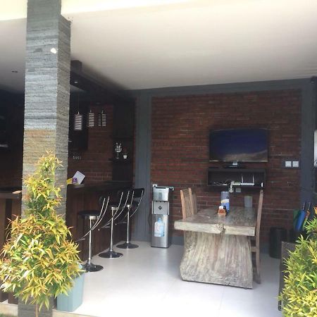 Villa Twin Lovina 외부 사진