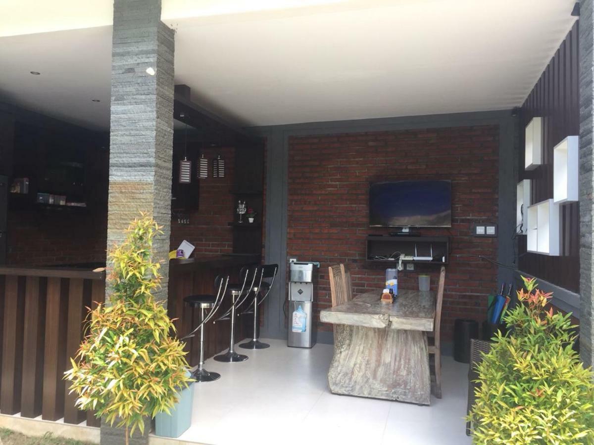 Villa Twin Lovina 외부 사진
